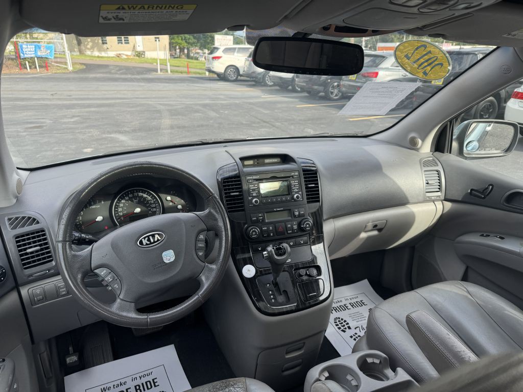 2012 Kia Sedona Image 10