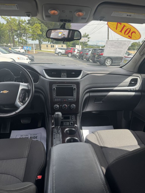 2017 Chevrolet Traverse Image 13