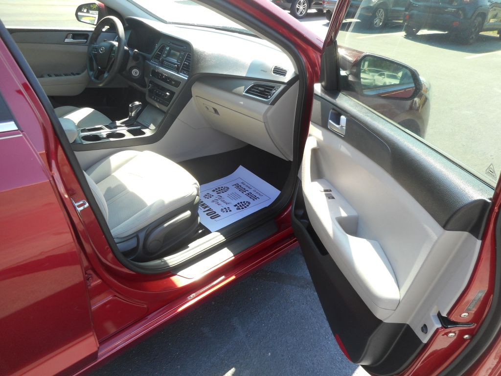2015 Hyundai Sonata Image 6