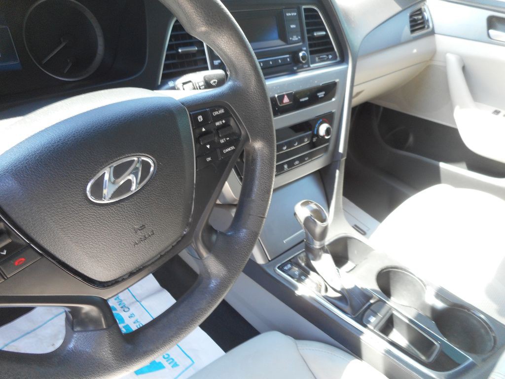 2015 Hyundai Sonata Image 12