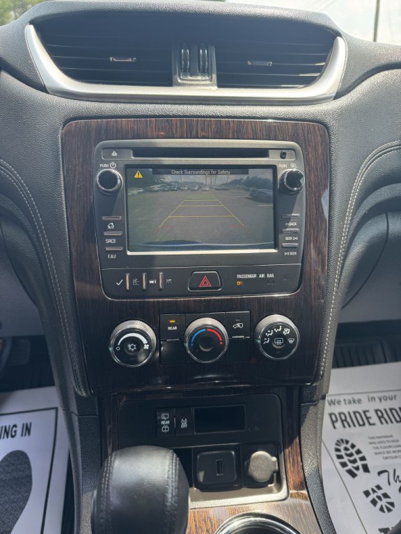 2015 Chevrolet Traverse Image 11