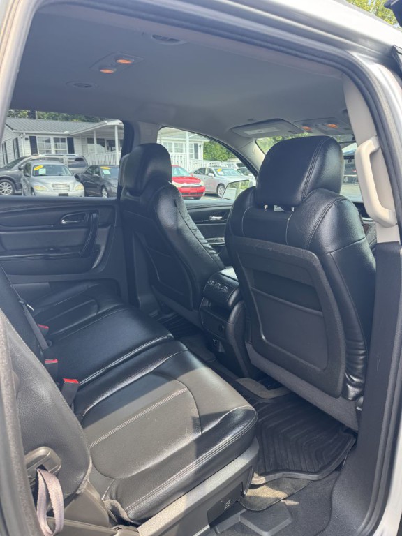 2015 Chevrolet Traverse Image 25