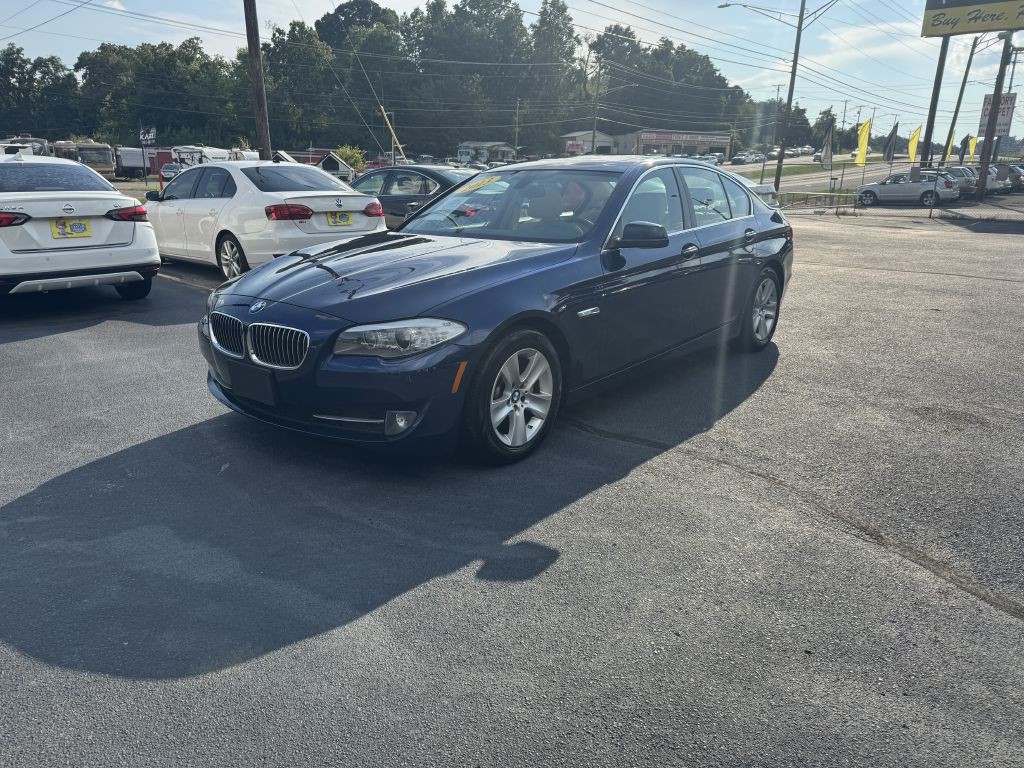 2013 BMW 5 Series Image 8