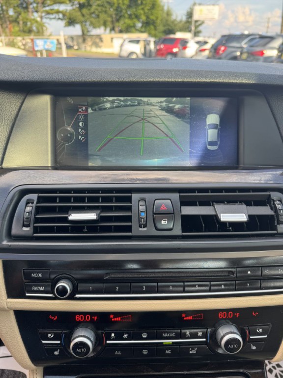 2013 BMW 5 Series Image 12