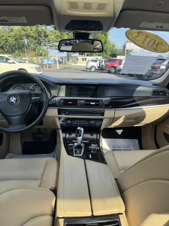 2013 BMW 5 Series Image 15