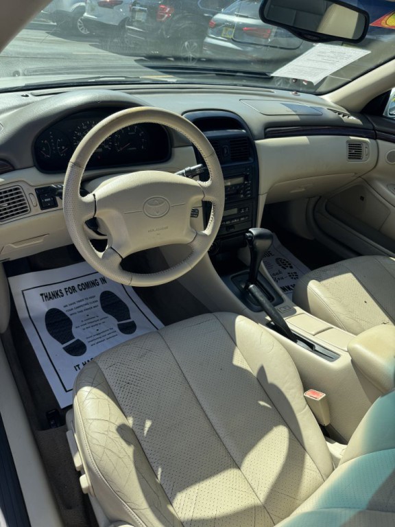 2000 Toyota Camry Image 12