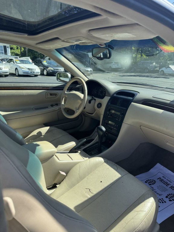 2000 Toyota Camry Image 13