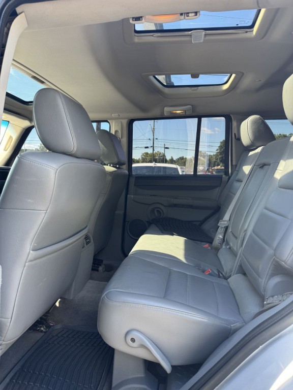 2006 Jeep Commander Image 20
