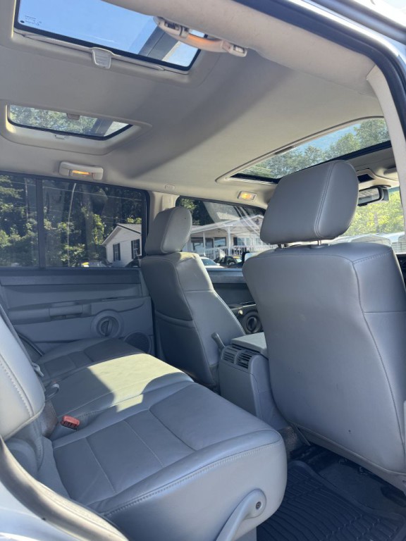 2006 Jeep Commander Image 22