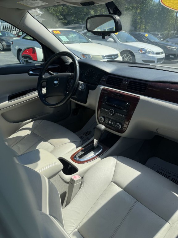 2010 Chevrolet Impala Image 21