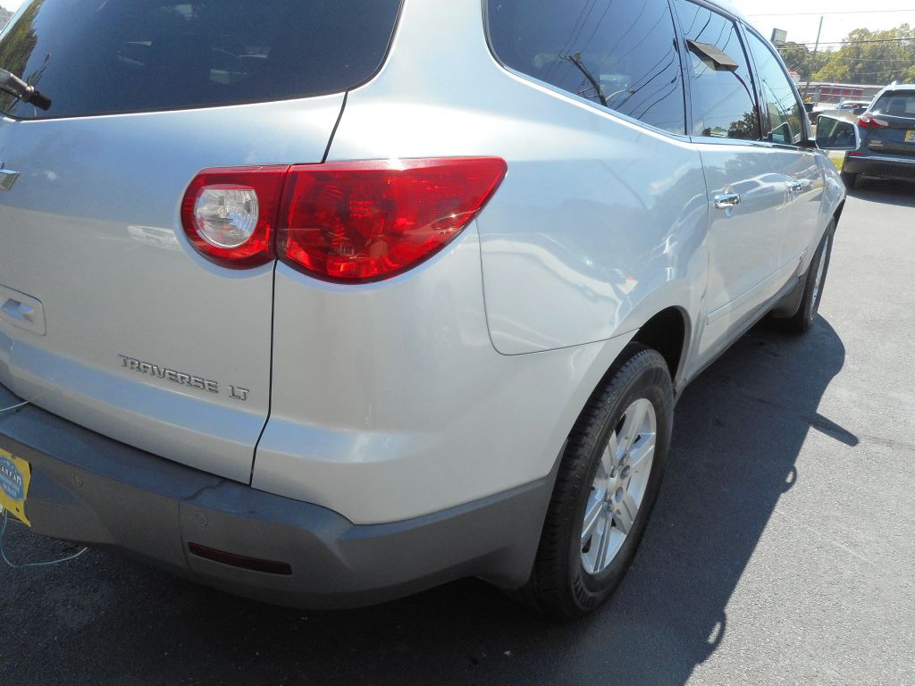 2009 Chevrolet Traverse Image 5