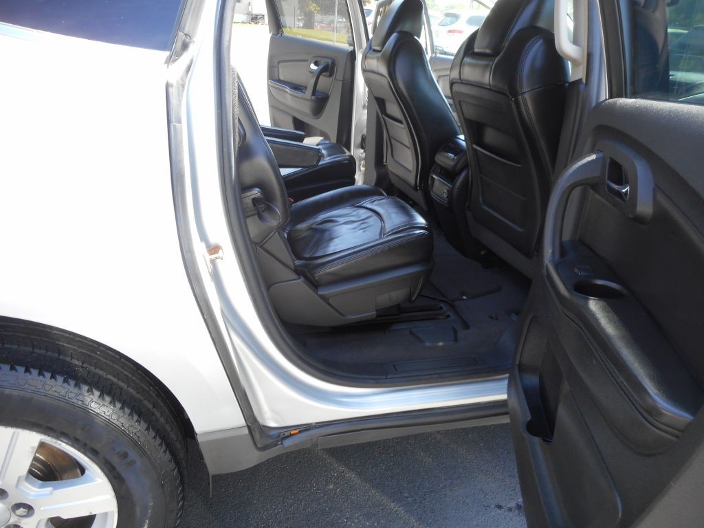 2009 Chevrolet Traverse Image 14