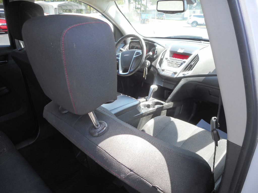 2011 GMC Terrain Image 4