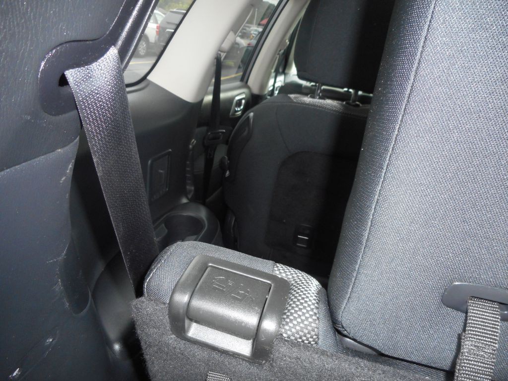 2017 Nissan Pathfinder Image 10