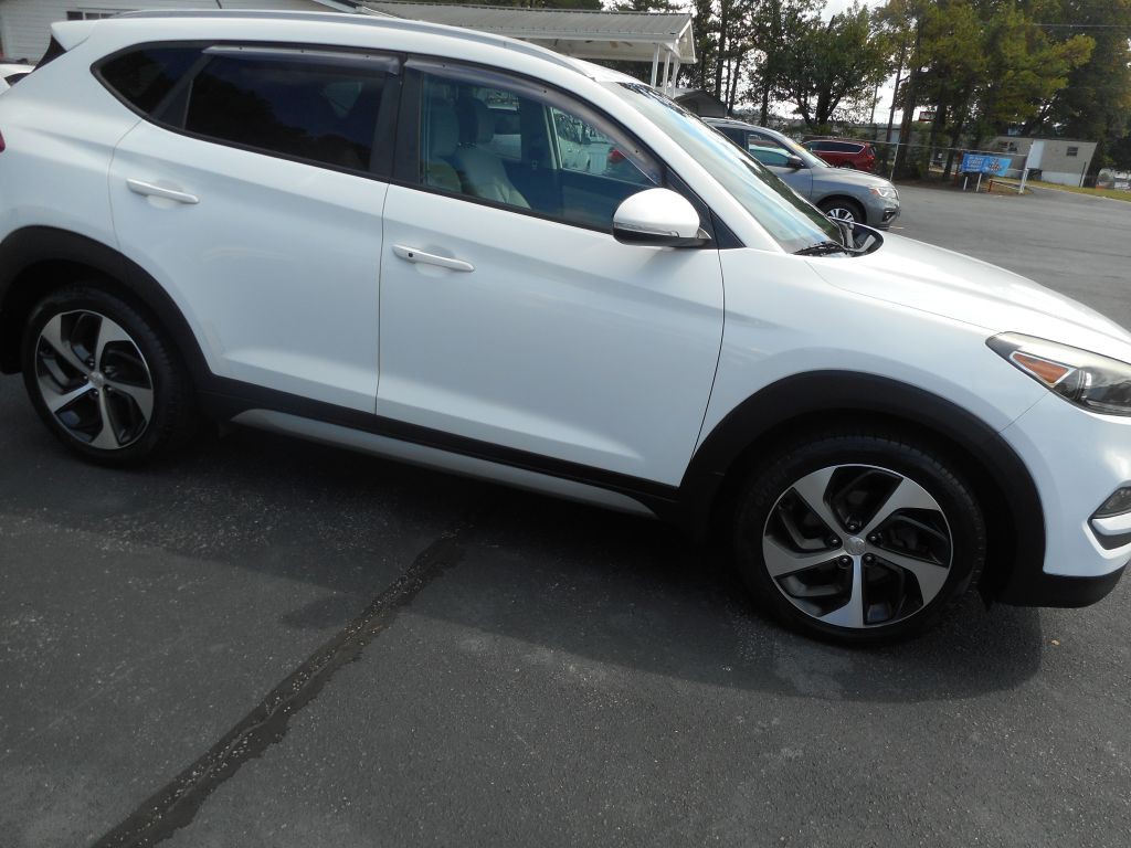 2017 Hyundai Tucson Image 5