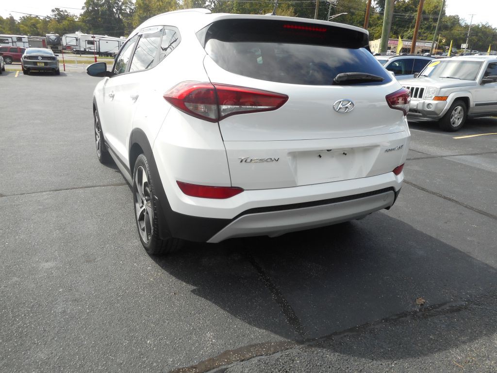 2017 Hyundai Tucson Image 7