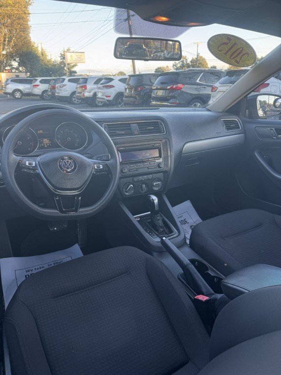 2015 Volkswagen Jetta Image 12