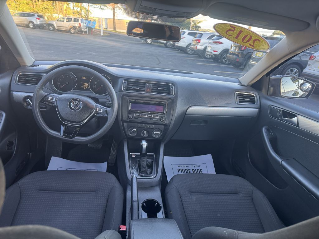 2015 Volkswagen Jetta Image 13