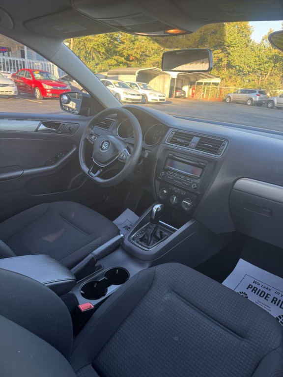2015 Volkswagen Jetta Image 19