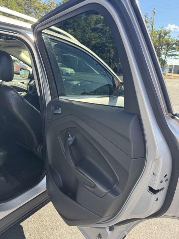 2014 Ford Escape Image 17