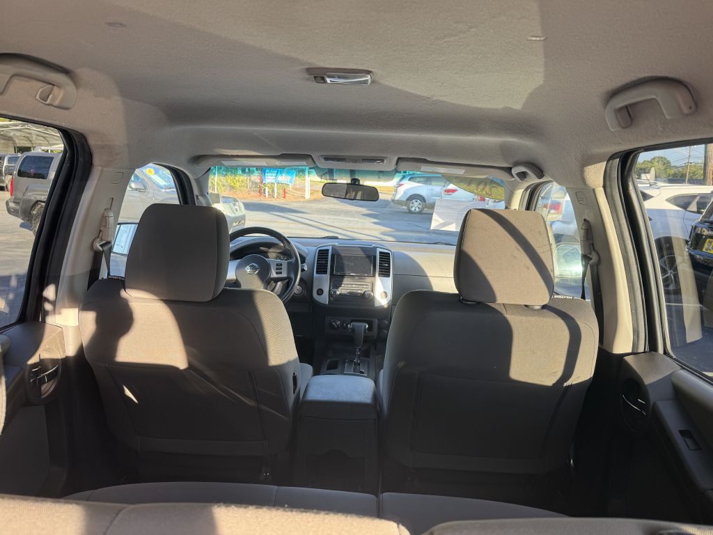 2013 Nissan Xterra Image 16