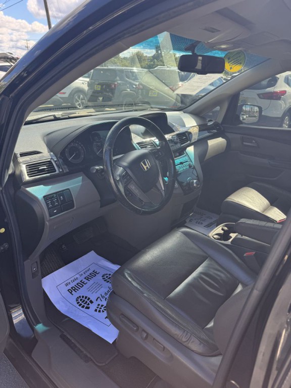 2012 Honda Odyssey Image 9