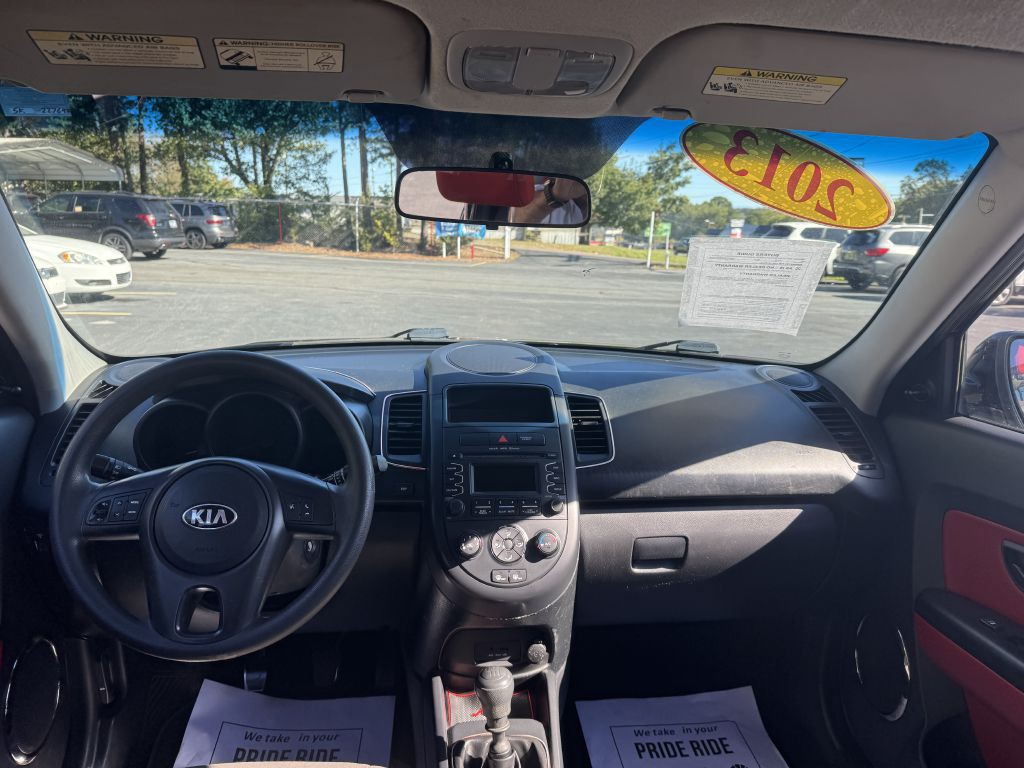 2013 Kia Soul Image 13