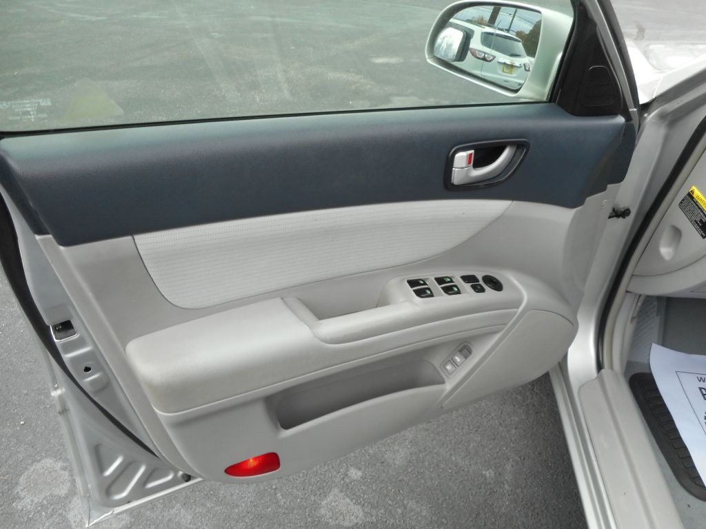 2008 Hyundai Sonata Image 10