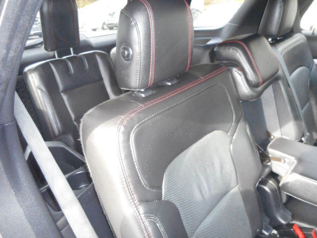 2017 Ford Explorer Image 14