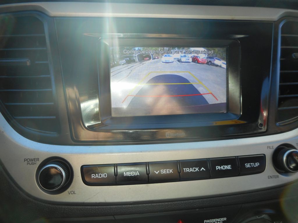 2019 Hyundai Accent Image 15