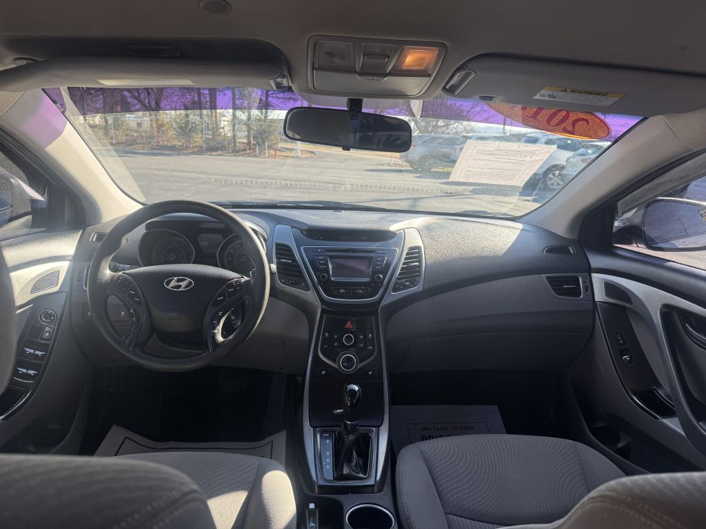 2014 Hyundai Elantra Image 11
