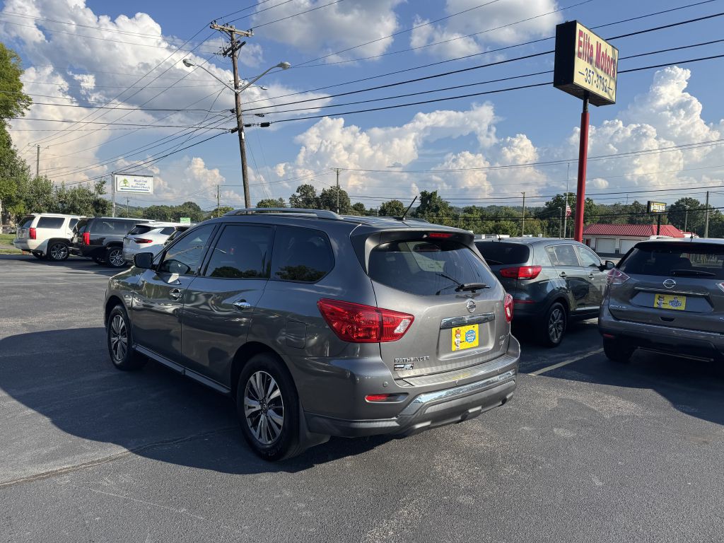 2017 Nissan Pathfinder Image 6