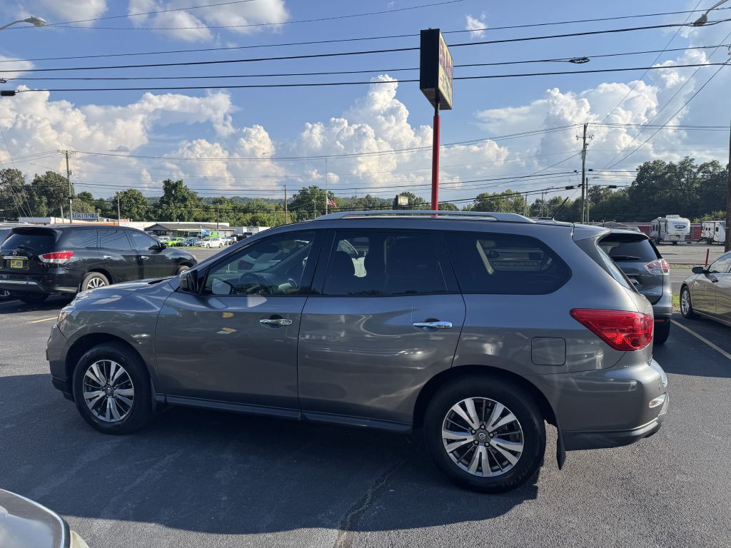 2017 Nissan Pathfinder Image 7