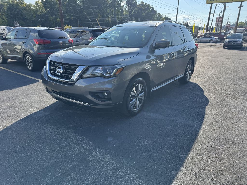 2017 Nissan Pathfinder Image 8