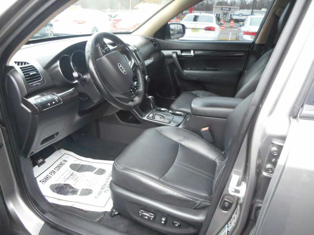 2011 Kia Sorento Image 15