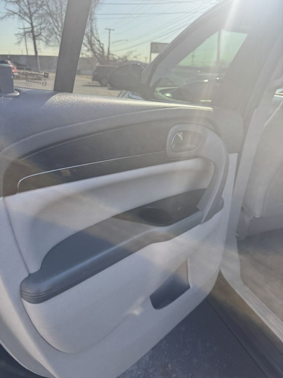 2015 Buick Enclave Image 17