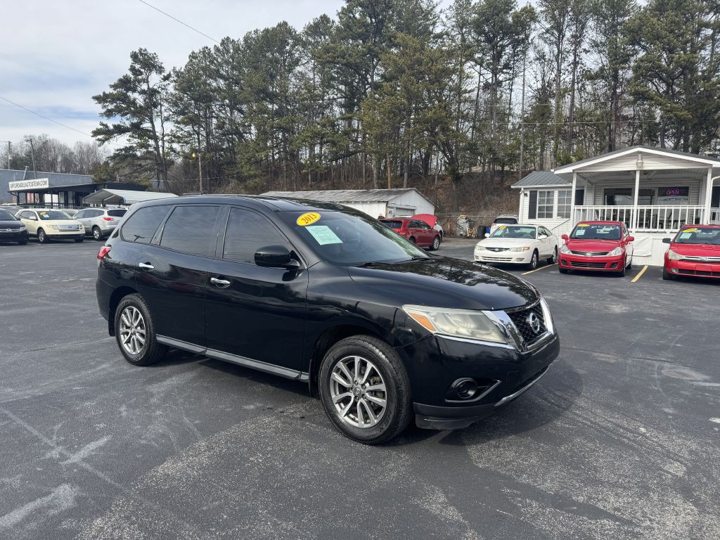 2013 Nissan Pathfinder Image 2