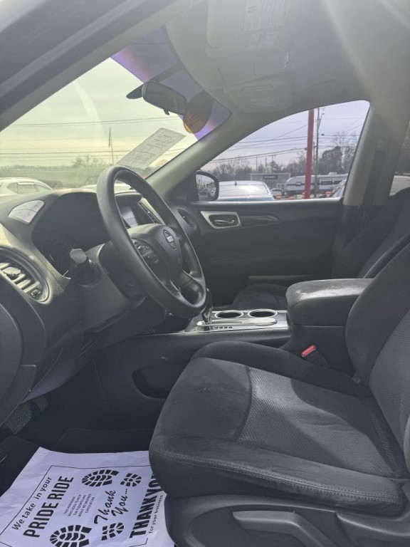 2013 Nissan Pathfinder Image 10