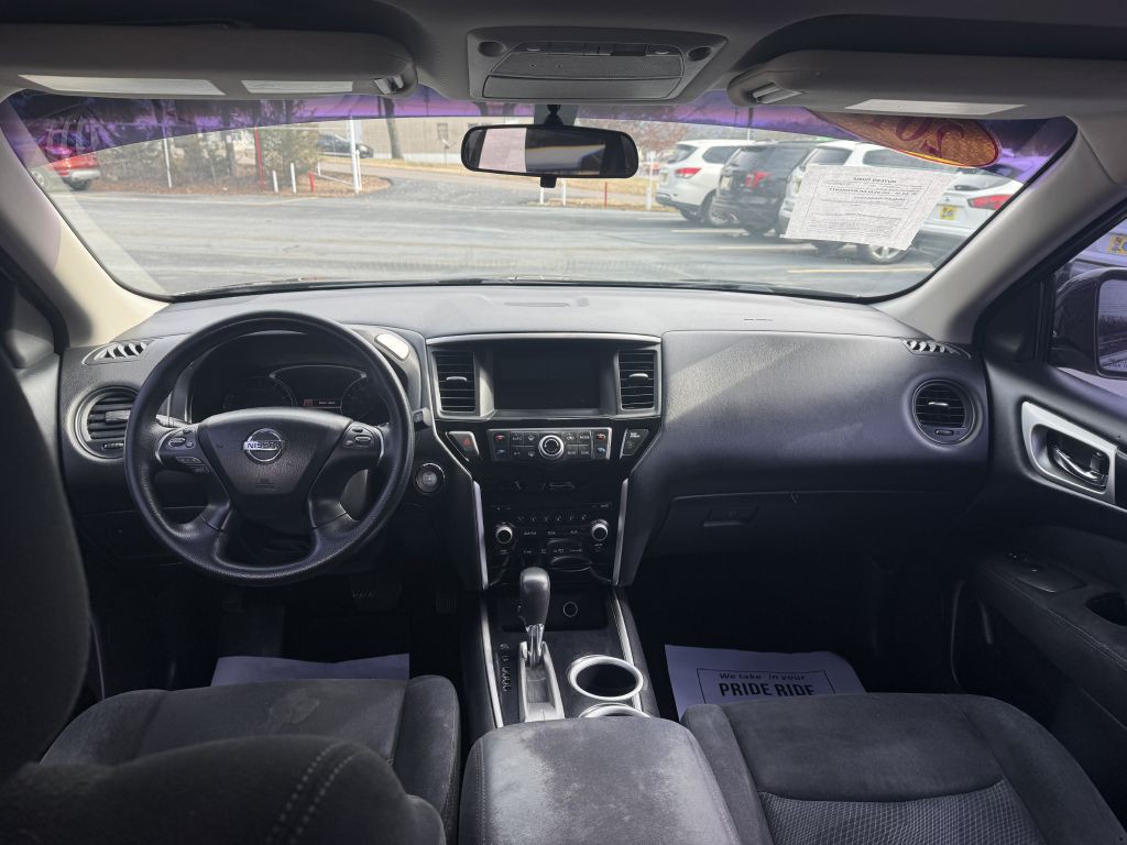 2013 Nissan Pathfinder Image 12