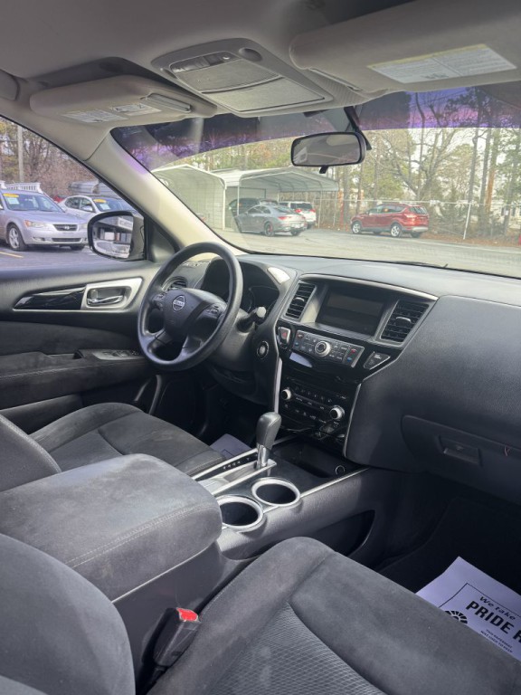 2013 Nissan Pathfinder Image 24