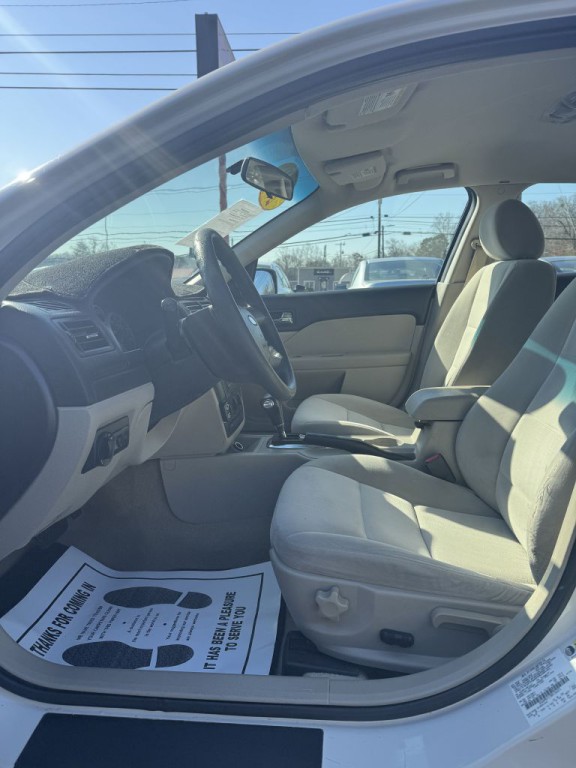 2008 Ford Fusion Image 10