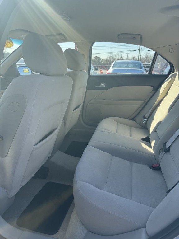 2008 Ford Fusion Image 16