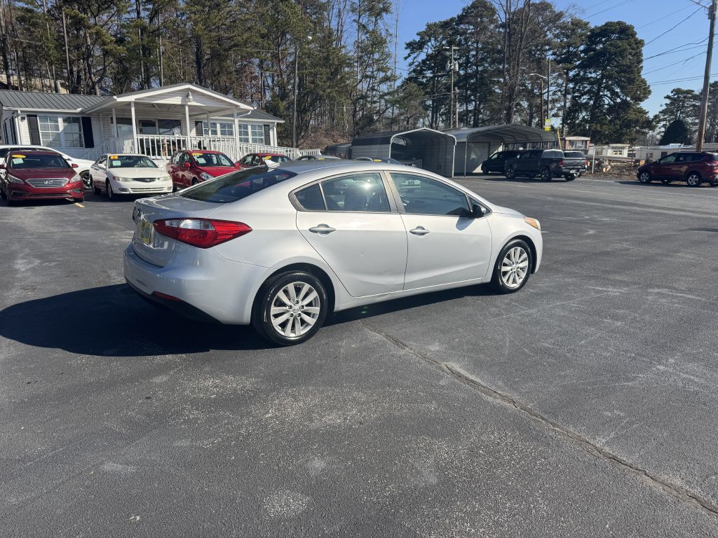 2016 Kia Forte Image 3