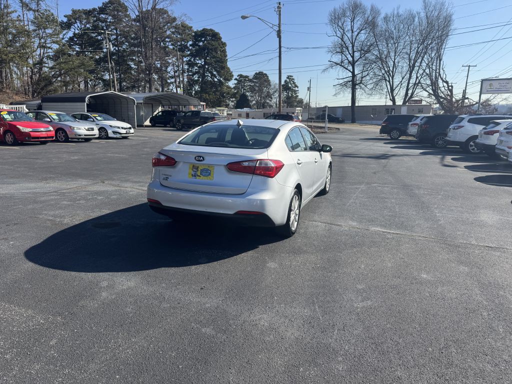 2016 Kia Forte Image 4