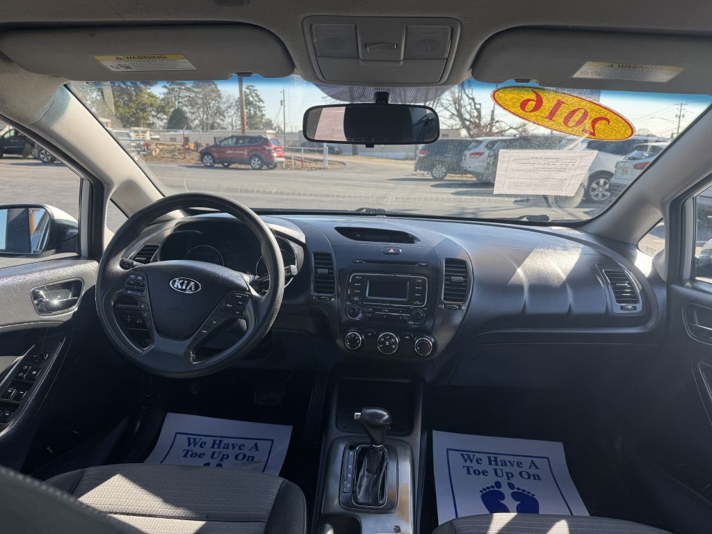 2016 Kia Forte Image 15