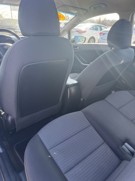 2016 Kia Forte Image 16