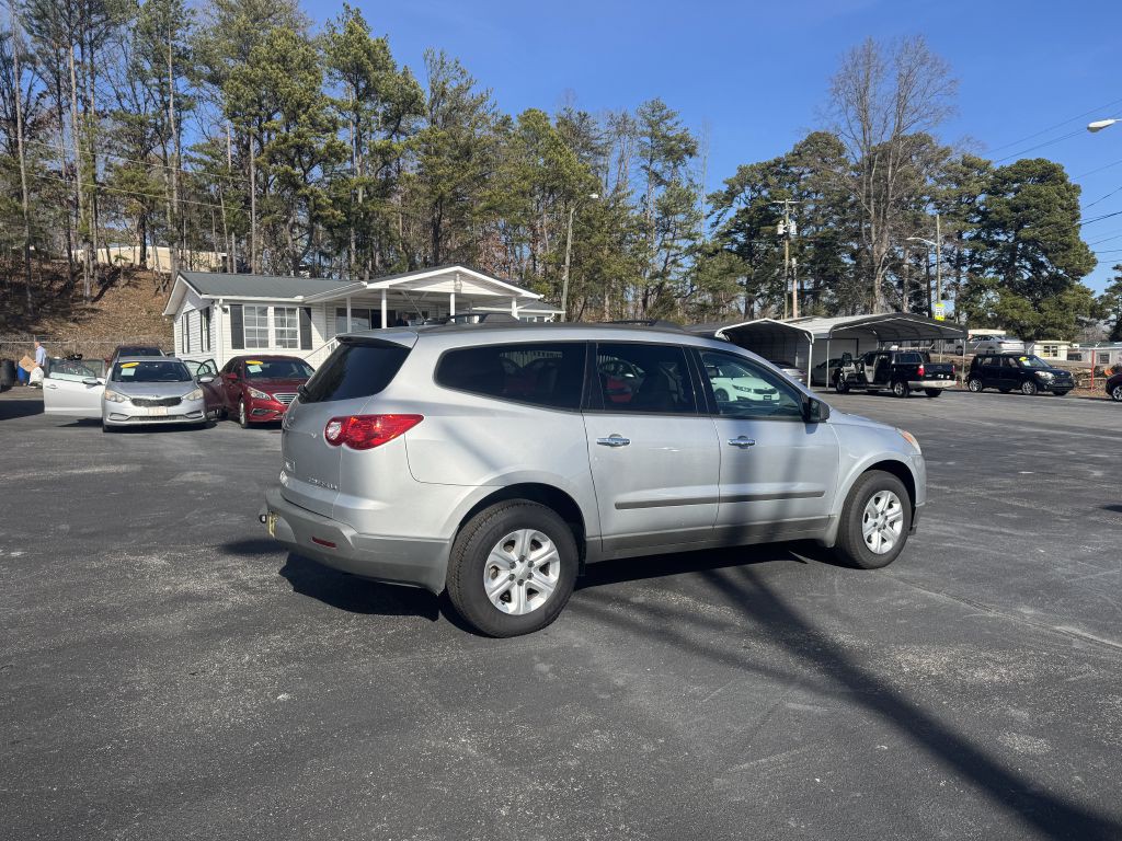 2012 Chevrolet Traverse Image 3