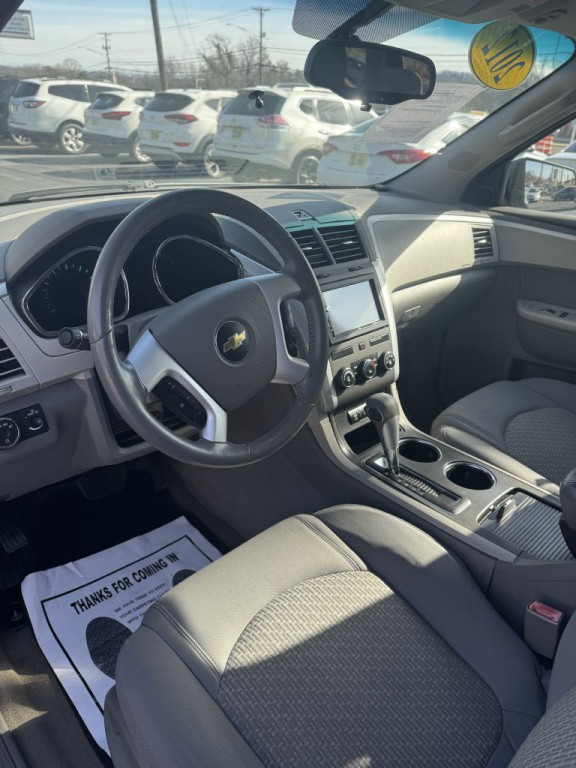 2012 Chevrolet Traverse Image 8
