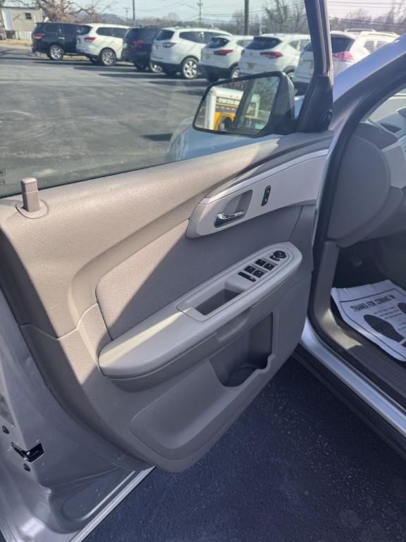 2012 Chevrolet Traverse Image 10