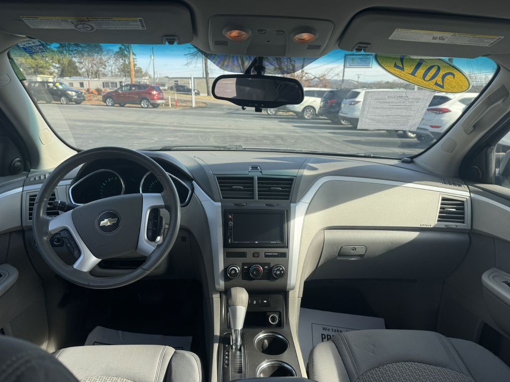 2012 Chevrolet Traverse Image 11